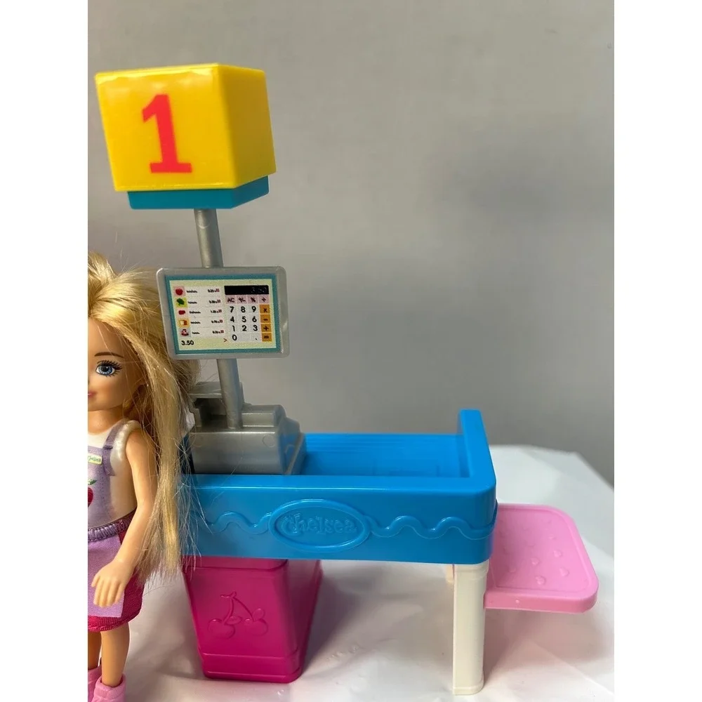 Barbie Chelsea Can Be Snack Stand Playset with Doll and Accessories GTN67